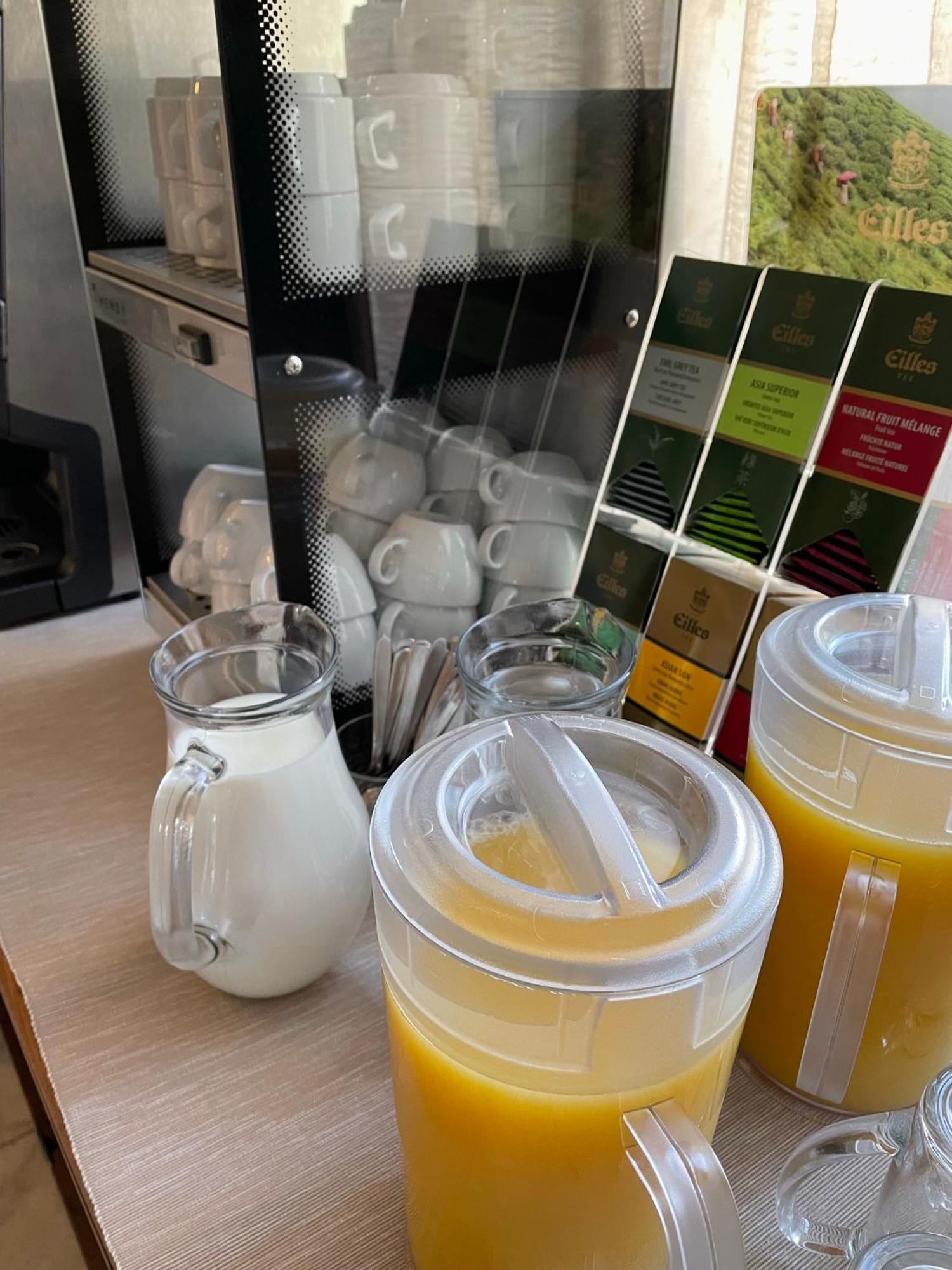 利帕酒店 波切尼斯 外观 照片